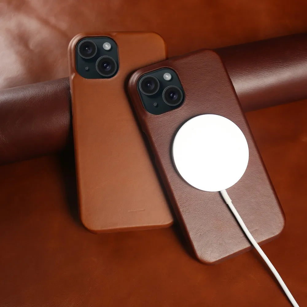 Strapazierfähige Hülle aus echtem Leder – Für iPhone 15 Pro Max (MagSafe)