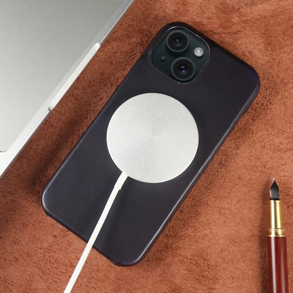 Strapazierfähige Hülle aus echtem Leder – Für iPhone 15 Pro Max (MagSafe)